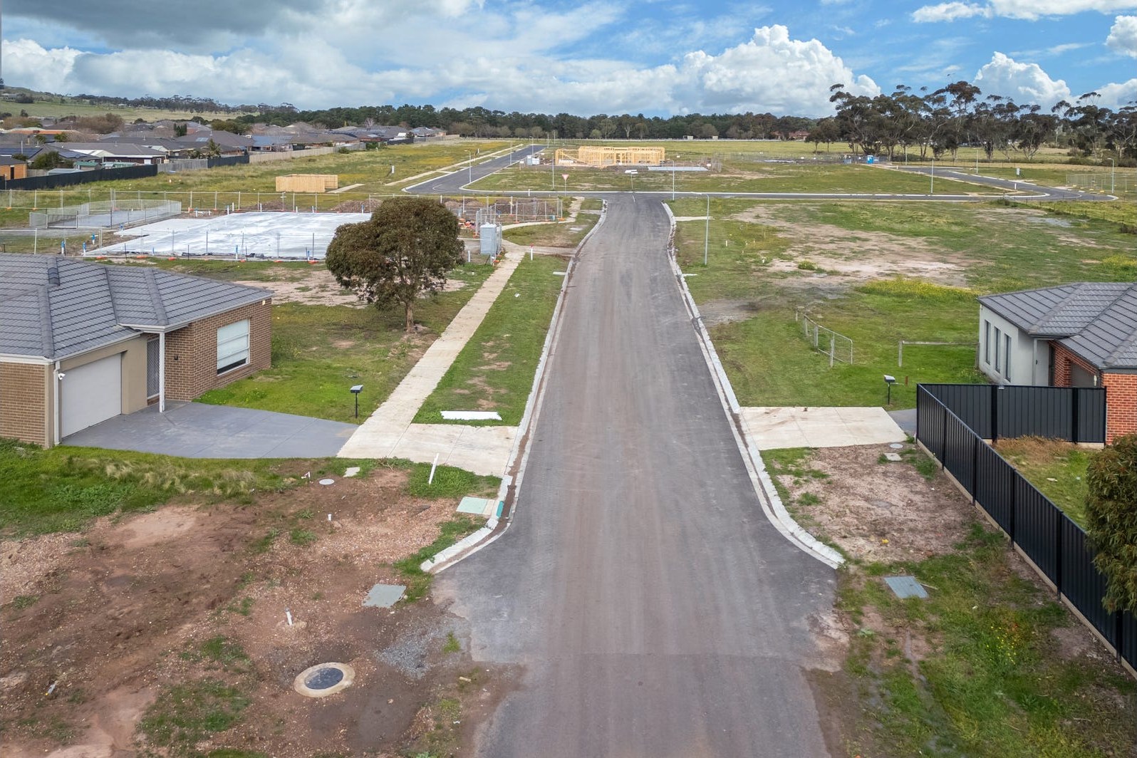 Low aerial view of the new streets and titled allotments at The Barrington, Sunbury